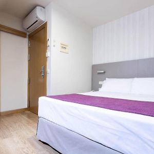 Habitación con Cama King